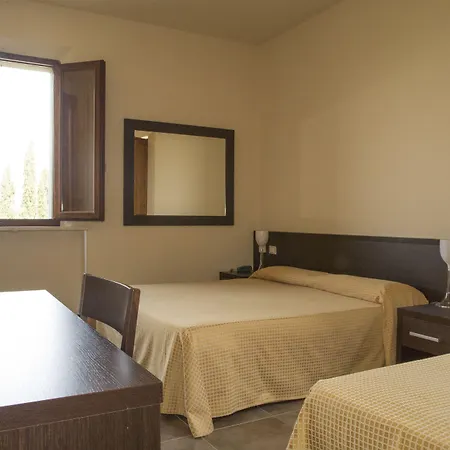 Ξενοδοχείο Montarioso 3*