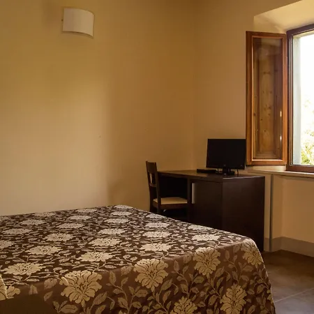 Ξενοδοχείο Montarioso 3*